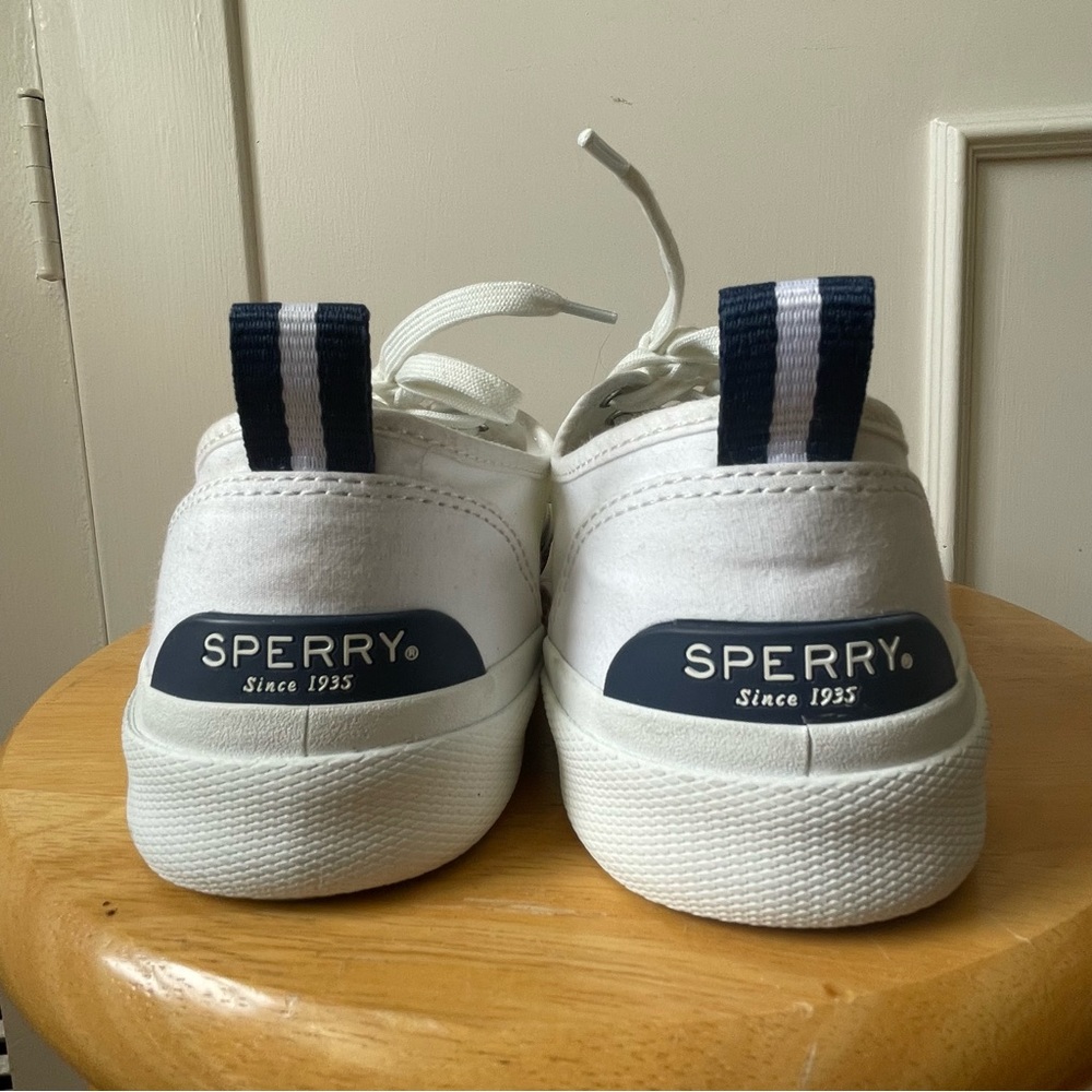 BNWT Sperry Top Sider White Canvas Lace-Up Sneakers - Picture 3 of 6